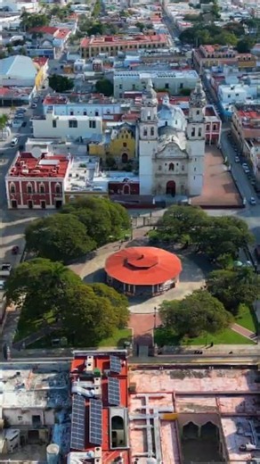The Most BEAUTIFUL Things in CAMPECHE! 🏰🇲🇽 Plaza, Trolleys, and Cathedral #Campeche #Mexico #travel