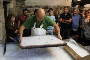 Le moulin Richard-de-Bas, témoin d’un savoir-faire ancestral du Puy-de-Dôme