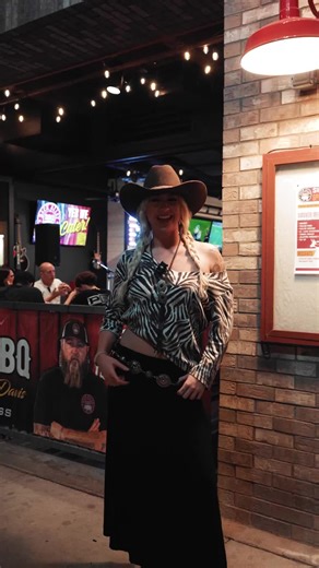 Sunday Sessions at Back Alley BBQ with Lacey Rashea Duo