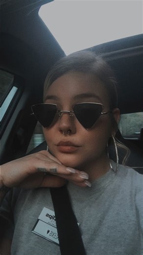 Oooo and I like it *i don’t own copyrights to the song* #ilikeit #debarge #carkaraoke #fyp #foryoupage