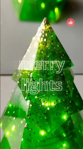DIY resin Christmas decoration with LED fairy lights lights #resincrafts #nightlights