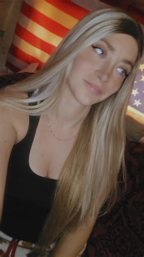 laying everything u have down at the ✝️ God knows its to heavy but he says you dont have to do this alone. #liveyourbestlifeponce #sheisdifferent #survivor