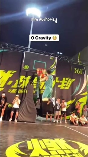 zero gravity 😲 #basketball #dunk