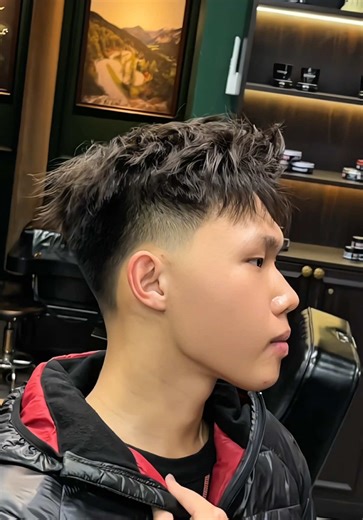 Ivy Textured Side Part Tutorial