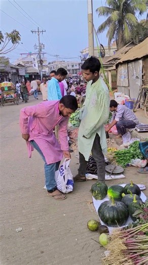 Suddenly he runs with gourd! 🏃‍♂️💨😂