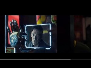 Total recall Phone 📱 in the hand ✋️ scene!