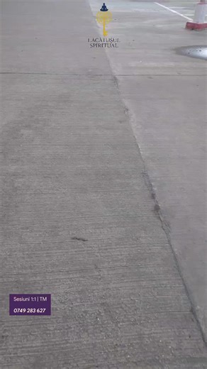 „Tocmai am terminat de citit No-mind și mi-a dat lumea peste cap… iar Oceanul și Valul… partea mea preferată ❤️” Mesaj primit azi. Nu pentru validare. Ci pentru confirmare. Că atunci când vezi dincolo de gând… nu mai poți să „dezvezi”. 📖 No-mind – Dincolo de gândire nu este o carte despre spiritualitate. Este despre recunoaștere. Dacă simți că e timpul să taci… și să vezi. 🔓 O găsești în linkul din profil → secțiunea „Biblioteca Lăcătușului” Nu e pentru toată lumea. Dar poate e pentru tine. #n