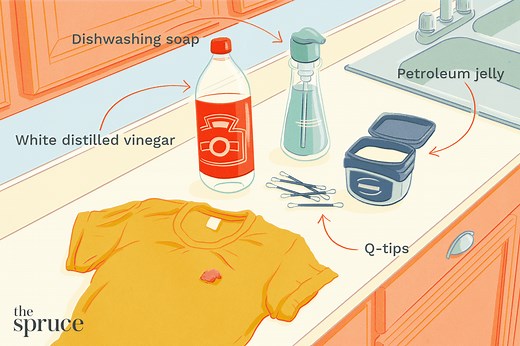 How to Remove Gum Stains From Clothes & Carpet