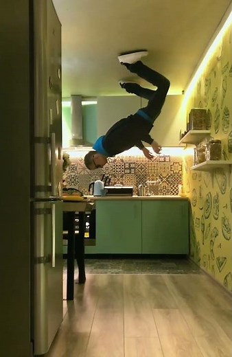 Exorcist | Robot Vall