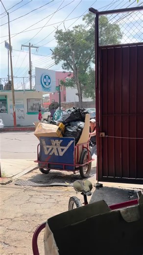 ♻️✨ En ECOCYC luchamos por el medio ambiente todos los días, desde el reciclaje y con el corazón en la transformación real. La semana pasada estuvimos en el Encuentro del Pacto, un espacio que reconoce el trabajo de quienes cuidamos el planeta con compromiso, fuerza y acción. 💚 Seguimos creciendo, aprendiendo y moviendo el cambio. | Ecocyc RAD