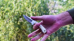 Knives Ranch Carbon Steel Everyday Hunting Knife - Bone Handle and Heavy-Duty Horizontal Carry Cowboy Sheath Snug Fit (4404C-B)