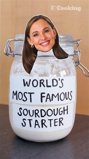 Jennifer Garner feeding the World's Most Famous Sourdough Starter #jennifergarner #sourdough