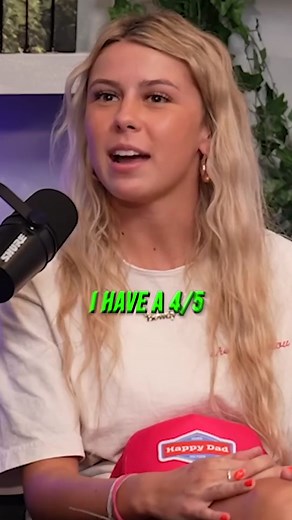 Hawk Tuah Girl Ranks Her FEET #hawktuah #feet #feetforyou