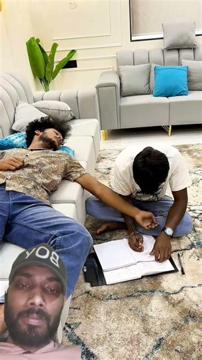 bekar me pita gaya🤣🤣 #comedy #vikramvibes #funny #vikramcomedy #realfools #memes #sillyshots