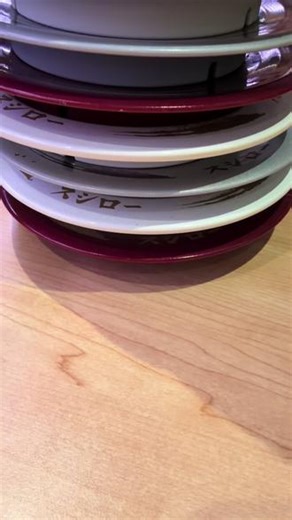 寿司郎郎郎 吃到了超级夯的赤虾、金枪鱼和甜品#美味旋转 #堆叠冰淇淋