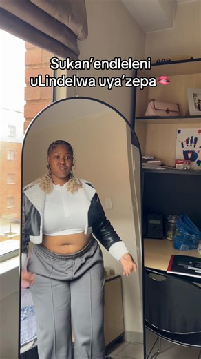 Can someone please teach me how to dance😭😭