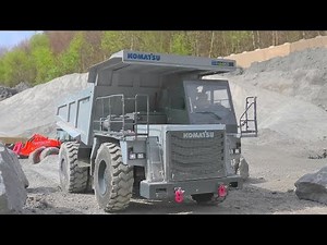 INSANE 4x4 Power! Komatsu HD405 Showing Extreme Force — UNIQUE Heavy RC Action