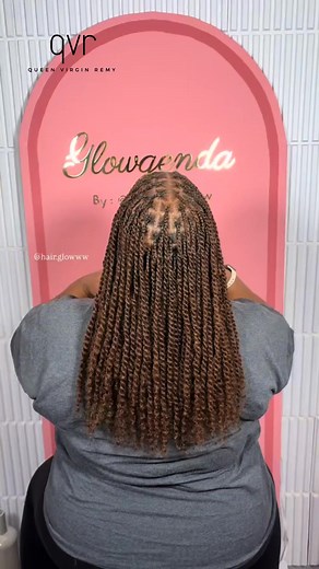 ✌🏾✌🏾 Did mini twists using QVR Kinky Bulk Human Hair! 🎉 Really soft & light 🤩 No tangling 💯 No shedding! 💁🏾‍♀️✨ Very easy to separate & manage and turned out to be perfect🤓 💇🏽‍♀️ Hair info: 5 packs 16'' QVR Kinky Bulk Human Hair Color Mix #4/30 🙆🏽‍♀️🤎 Thanks Video from @hairgqvivnc | QVR_hair