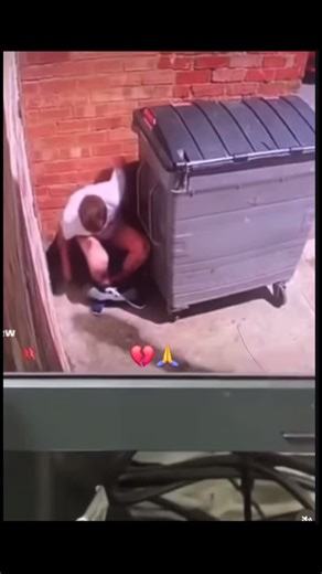 Immortal Club | Instagram was founded in 2010 by Kevin Systrom and Mike Krieger. Systrom, an American computer programmer, and Krieger, a Brazilian... | Instagram