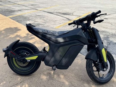 Display Model NAXEON I AM Pro Electric Motorcycle, 30 Miles Range Urban Ride - FULLY ASSEMBLED AND TESTED