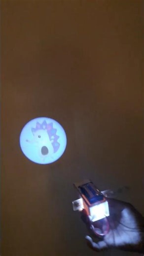 DIY Slide Projector for Children
