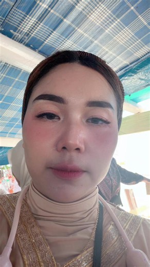 Hj. Hartati — tagar dan kolaborator di video