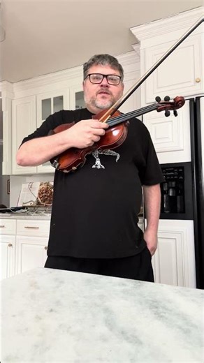 Violin Instructor introduction