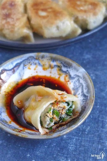 Pan-Fried Pork and Chive Dumplings