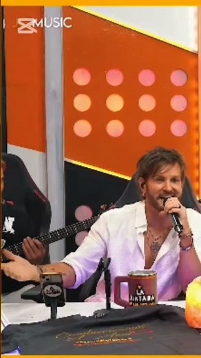 Axel In the Artists' Board #axel #artists' meeting #cumbia #viral #argentina
