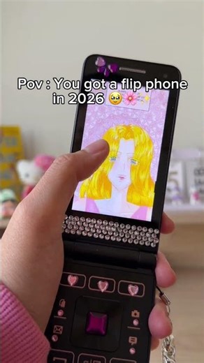 pov: you got a flip phone in 2026 ✨🩷🥹