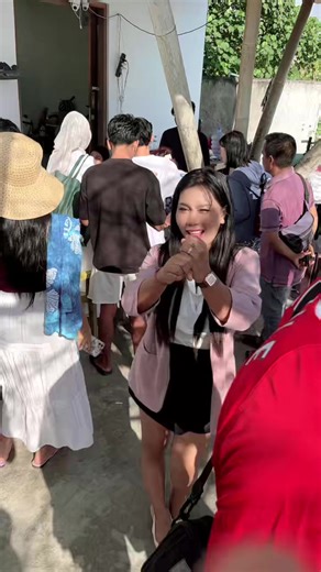 aku tunggu disini#fyp #viral #dance