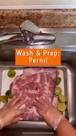 As promised, here’s how I wash, clean and prep my pernil for seasoning and roasting! If you don’t wash/clean your protein, that’s ok! I do, and I won’t stop 🤗 Ample water 1 quart vinegar 6 limes Long blade knife #bigmamacooks #pernil #porkshoulder | A Taste of Michelle
