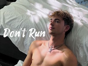 【Corbyn Besson】Don't Run 音频&MV