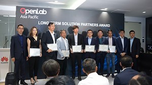 Huawei OpenLab3.0 Asia Pacific has been officially launched on 31st March 2023 to accelerate industry digital transformation in the region. Watch now to see the highlights. Read More: https://www.huawei.com/en/news/2023/3/openlab-apac | Huawei Enterprise