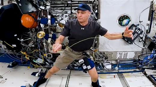 Astronaut shows off yo-yo moves in zero gravity aboard space station