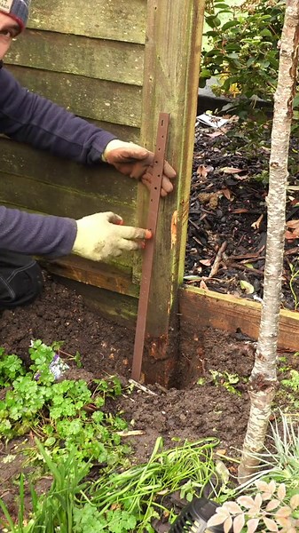 Quick and easy fence post repair tips