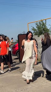 Yummy 🤤 | Victoria and girls together