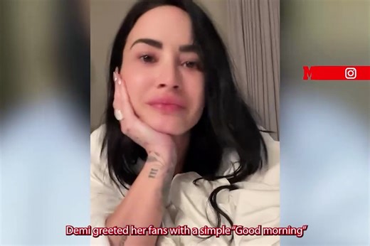 Morning vibes! Demi Lovato goes all-natural in a robe