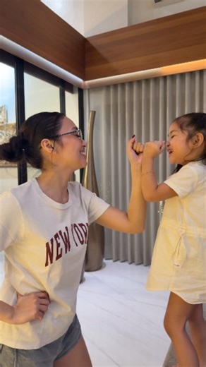 @bernardokathstyles on Instagram: "hi, princessbears 🐻 five days 'til Christmas! 🤗 ♡ #KathrynBernardo"