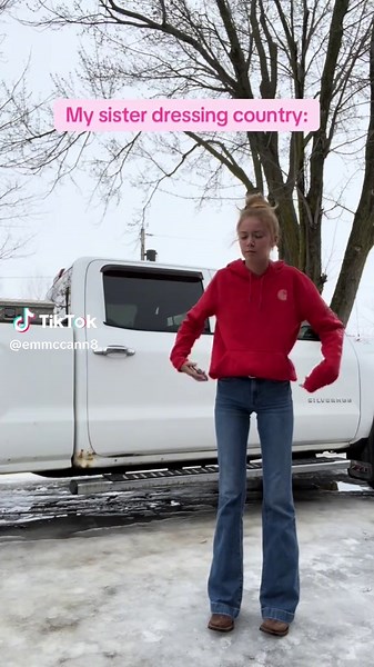 Chore outfits really be on a whole other level tho🥴 #fyp #chores #farmsoftiktok #countryoutfit