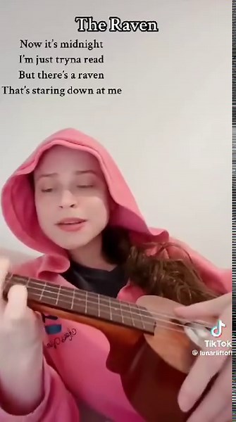 516K views · 32K reactions | This is hilarious. Also, her tiktok handle is @Lunarliftoff, so go follow her! https://www.tiktok.com/@lunarliftoff | Dreadpunk = Gothic Horror | Facebook