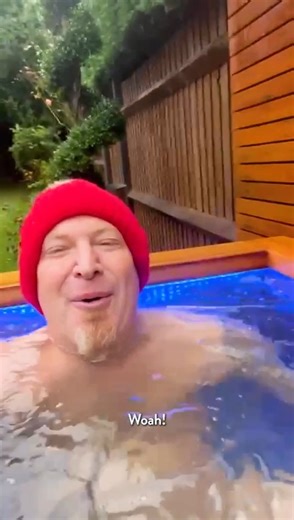 Ice on demand. 🧊 Our stunning ice baths not only look the part, but they generate their own ice, giving you the ultimate cold plunge experience. Our Brass Monkey app also allows you to control and schedule temperatures remotely to reach as low as 0°C. Explore our full residential range, linked in bio. | Brass Monkey