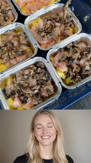 Cheesy Chicken & Potato Bake for the Whole Family!" Ingredients: 8-10 medium potatoes 2-3 chicken breasts 10-15 mushrooms (preferably white button mushrooms) 2 onions 400g sour cream (about 1 2/3 cups) 1 egg yolk 200g cheese (about 2 cups, grated) Vegetable oil Baking dishes/cocotte dishes (or one large baking dish) Instructions: Cut the chicken, potatoes, and mushrooms into small cubes. Sauté them with onions in a pan with a bit of vegetable oil until lightly browned. Grease the baking dishes w