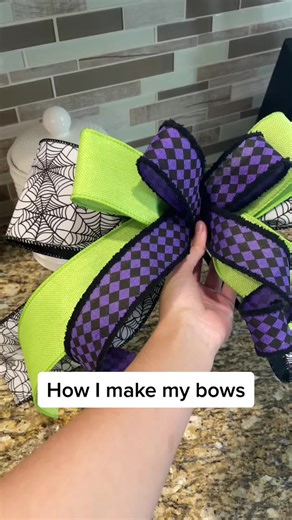 Creating Festive Bows for Holiday Decor | Wreaths by Waldo