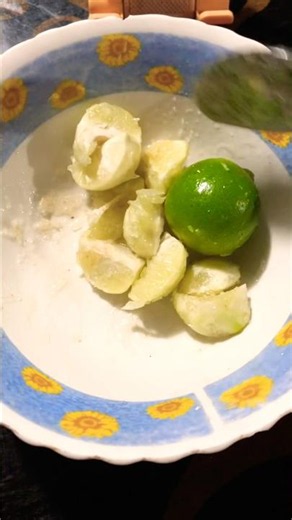 Eating lemon! No problem #funny #sorts #viral