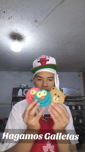 Como hacer galletas de formas? @Anthony Cortez 🍫:Receta 1500 gr harina 1000 gr margarina 500 gr azucar micropulverizada Hornear a 150 grados por 12 min #paratiiiiiiiiiiiiiiiiiiiiiiiiiiiiiii #ecuador🇪🇨 #emprendimiento #emprendedores #emprendedor #fyp #pasteleria #galletas #viral_video