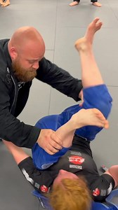 1.5M views · 4.1K reactions | Stop Being on the Bottom of Side Control / Knee on Belly Knee to Elbow Technique: block their access to your torso by connecting your elbow to your knee. This technique is called “knee to elbow”. Here, it is used to prevent side control to transition to re-gain guard #brazilianjiujitsu #realizebjjlife #jiujitsuclips #queenofthenorth #crystalnadeaubjj #crystalnadeaumma | Realize BJJ Life | Facebook