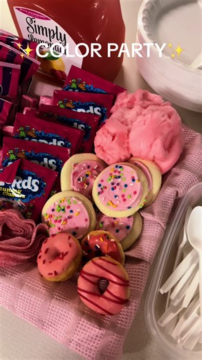 🌈COLOR PARTY!🌈 #colorparty #colorpartytheme #colorpartyideas #gno #girlsnight #ladiesnight #churchladies #fellowship #foodparty #food #fyp