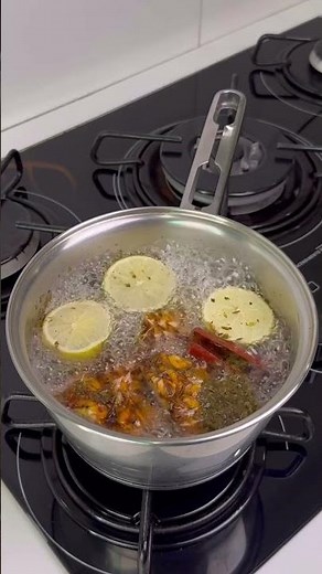 Natural Recipe to Reduce Bloating Quickly: Powerful Tea with Simple Ingredients