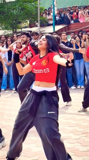 part 2 | trending college girl flashmob dance shorts ❤️😍 #dance #flashmob #it #vibes #india